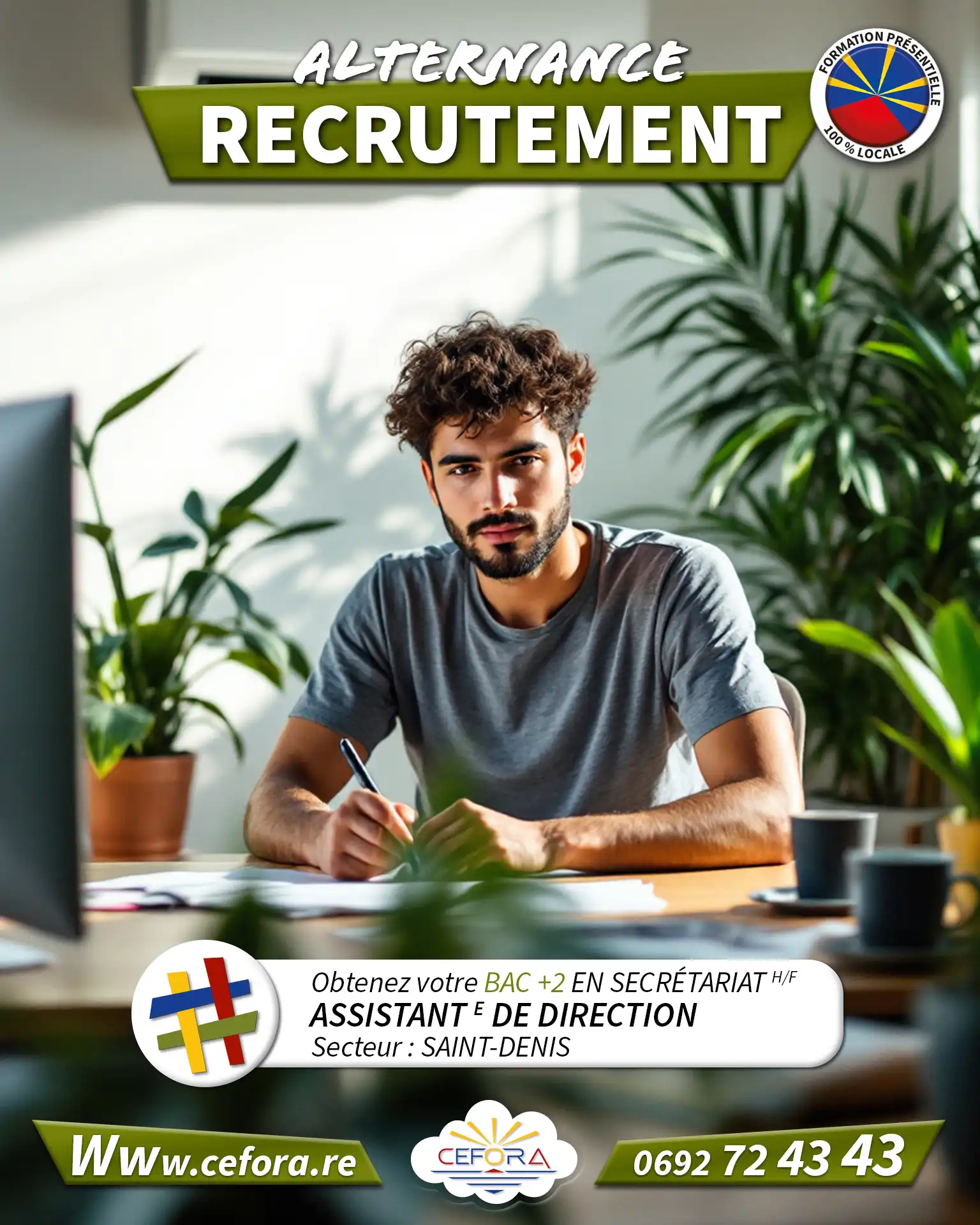 Visuel représentant un secrétaire travaillant en alternance pour valider son titre professionnel d'assistant de direction chez CEFORA formation 974